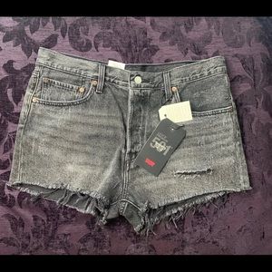 Levi’s 501 size 32 women’s shorts